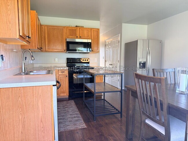 Building Photo - 3446 Ferdilah Ln