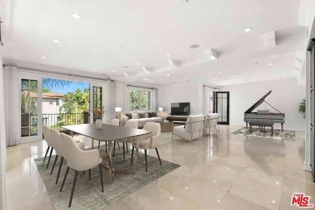 Building Photo - 208 S Lasky Dr