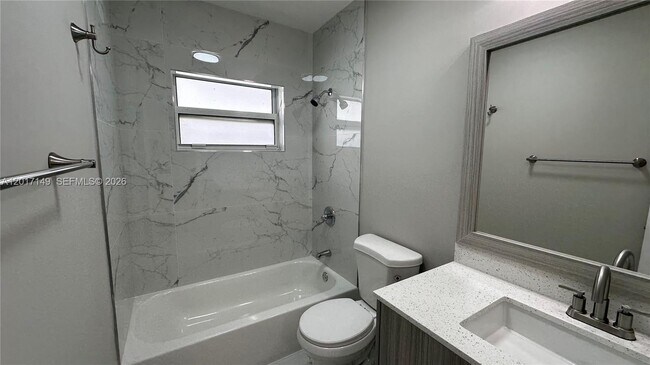 Building Photo - 4101 NW 30th Terrace