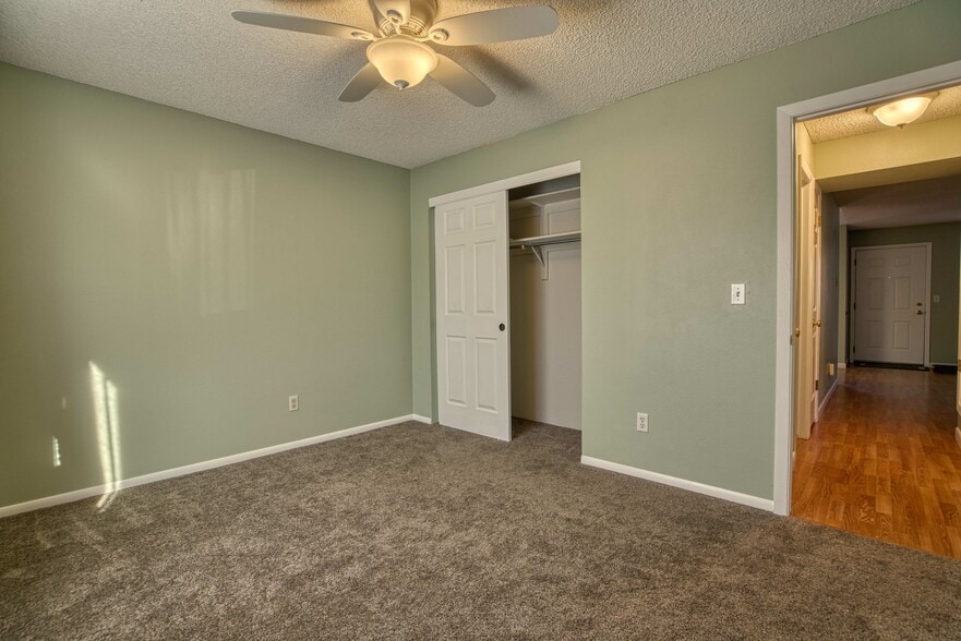 bedroom - 2003 Terry St 106