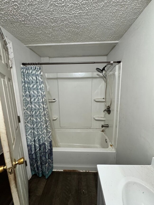 Building Photo - 4/2 home in Shelby, NC