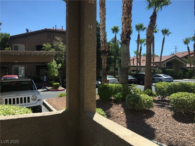 Primary Photo - 3455 Cactus Shadow St