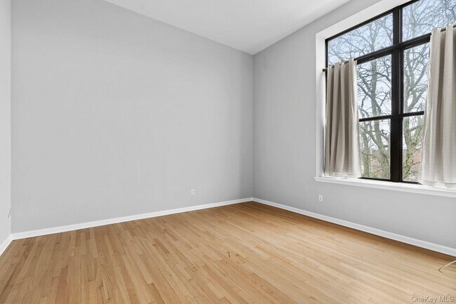 Building Photo - 85 McKinley Ave