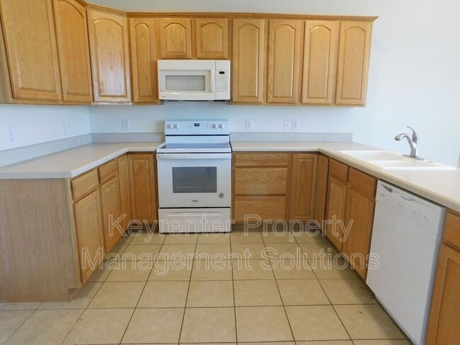 Building Photo - 22 Enchanted View Cir