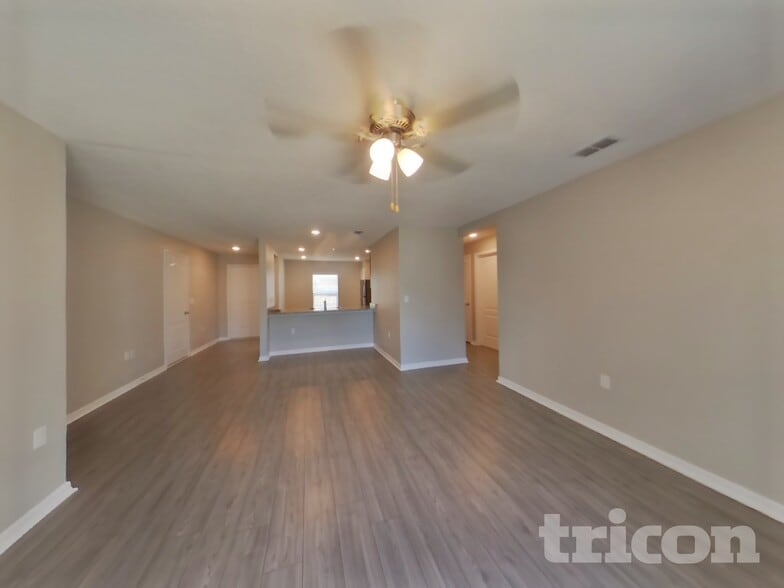 Building Photo - 18 Prince Kaarel Ln