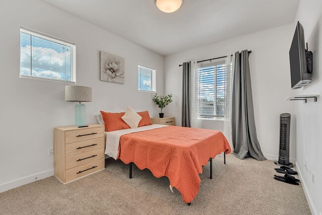 Building Photo - 5502 Victory Lap Ct
