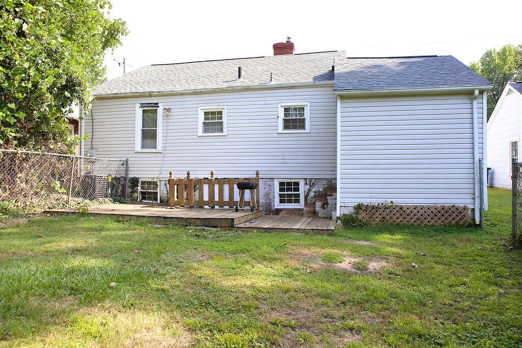 Building Photo - 2214 Walker Ave