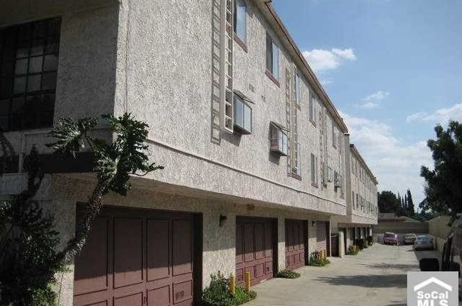 drive way - 11052 Lower Azusa Rd