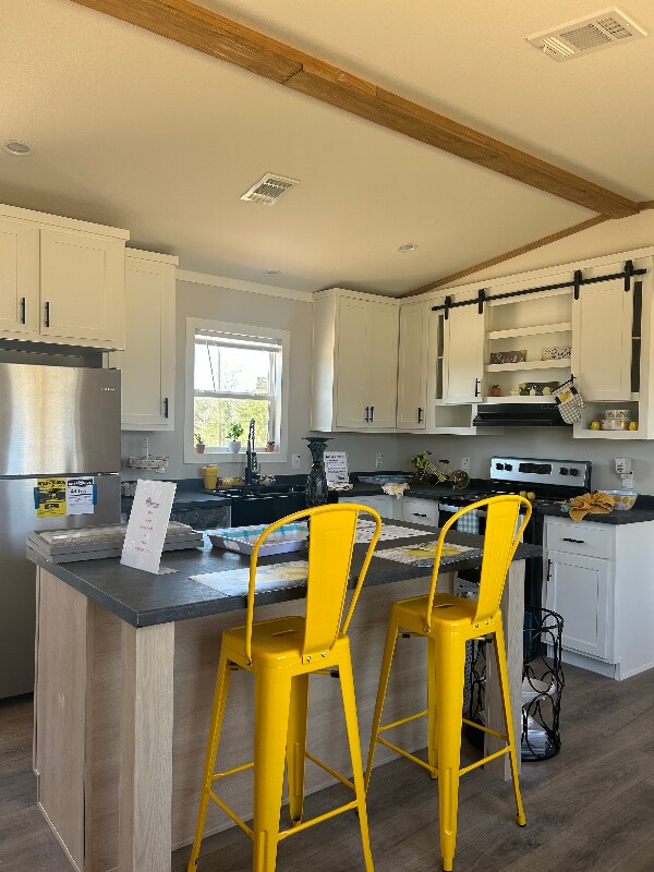 Building Photo - 3950 LA-134