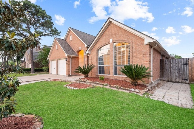 Building Photo - 7624 Lone Meadow Ct