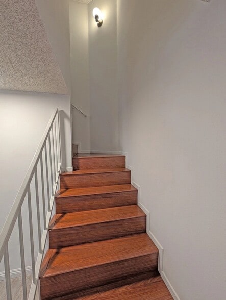 Building Photo - Piedmont