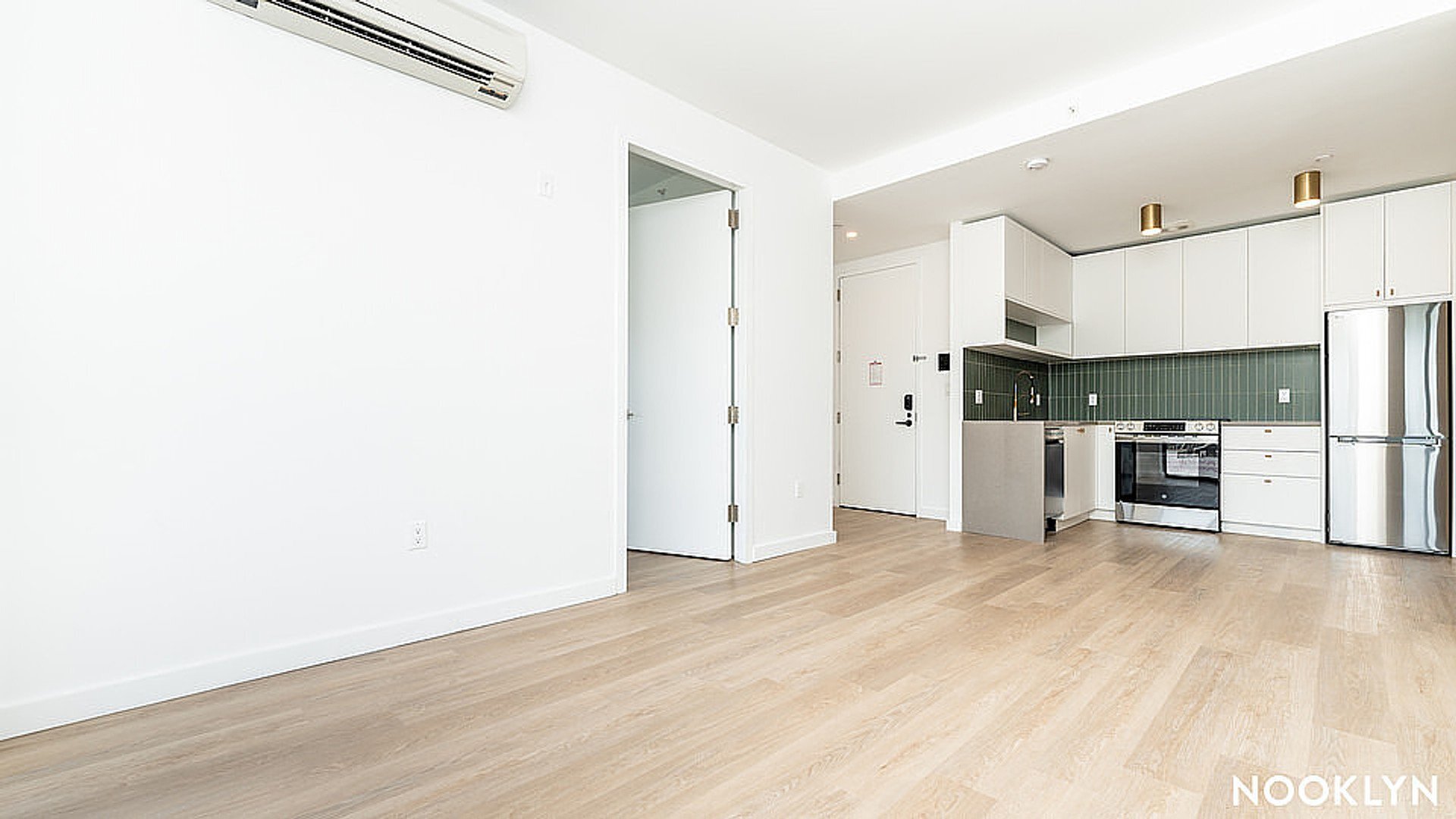 Building Photo - 527 Grand Ave