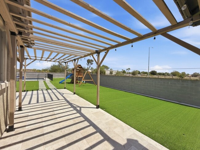 Building Photo - Luxury SMART HOME For Rent!