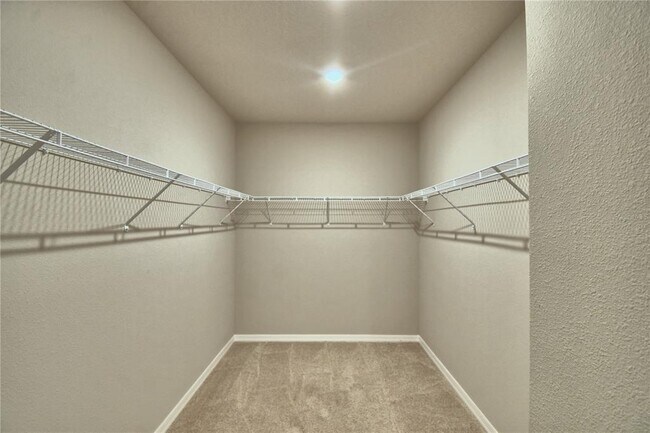 Building Photo - 3208 Weitzel Dr