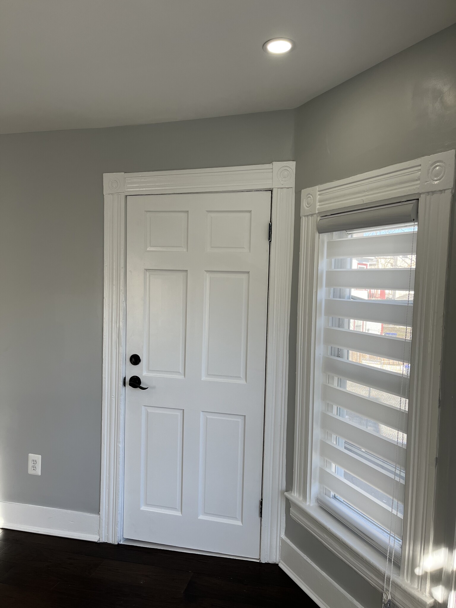 Building Photo - 114 Tenney St