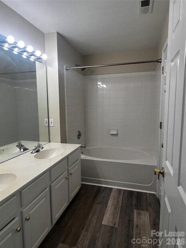 Building Photo - 11850 Ansted Way Ct
