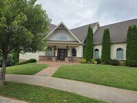 Building Photo - One Level Living in Cornerstone