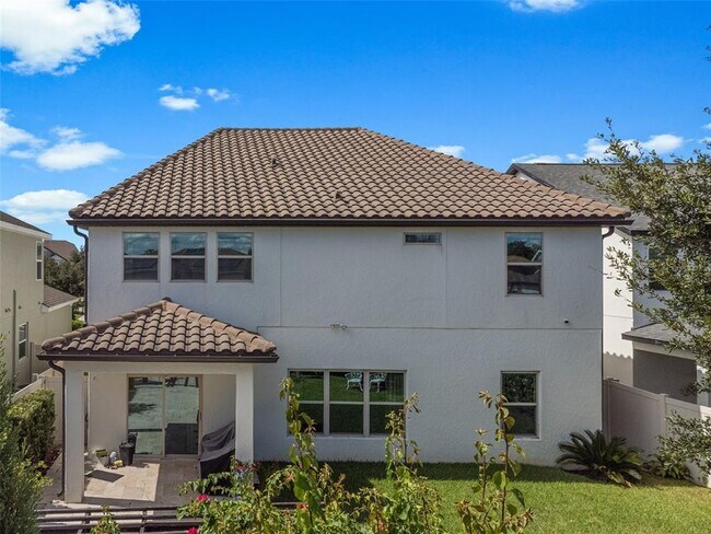 Building Photo - 14289 Lake Preserve Blvd