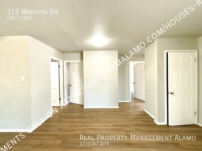 Building Photo - 319 Mahota Dr