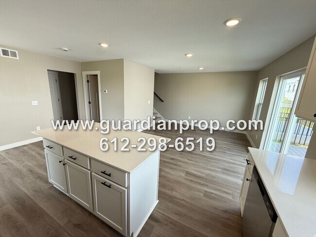 Building Photo - Luxury New Construction Townhouse Availabl...