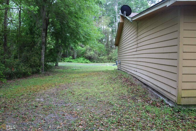 Building Photo - 207 Admirals Walk