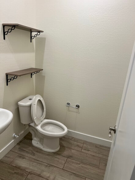 Building Photo - 3855 S McQueen Rd