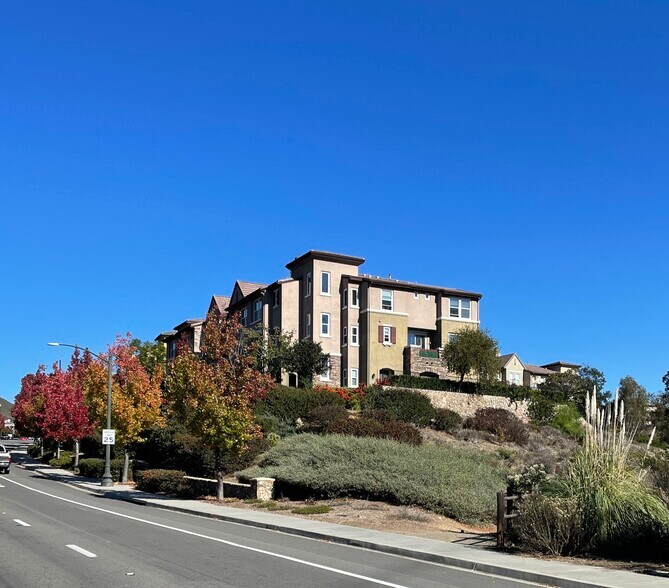 Building Photo - 1379 Cattail Ct
