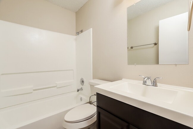 Building Photo - 5830 Summer Fest Dr