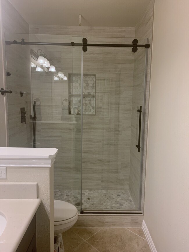 Building Photo - 3042 Currant Dr