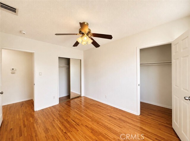 Building Photo - 1372 W 36th St