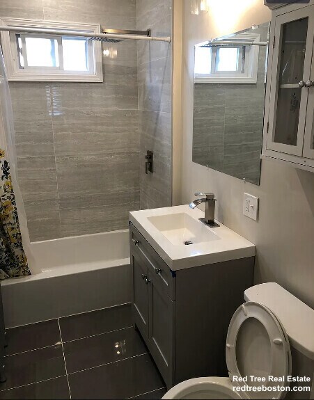 Building Photo - 14 Bowdoin St