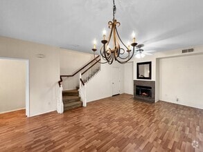 Building Photo - 1468 Normandy Dr