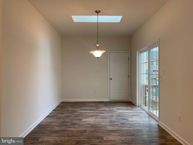 Building Photo - 258 N Bayberry Pkwy