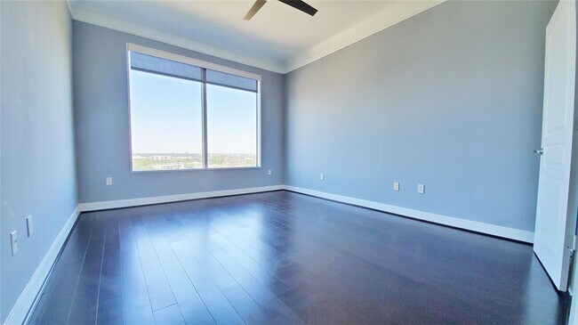 Building Photo - 3333 Allen Pkwy