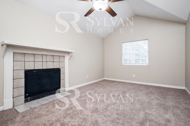 Building Photo - 4488 Joseph Dr SW