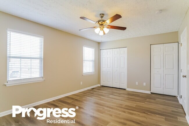 Building Photo - 3220 Mango Dr