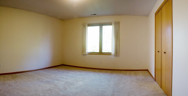 Two Large bedrooms with spacious closets. - 330 Cayman St