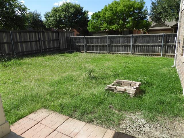 Building Photo - 3900 Coloma Dr