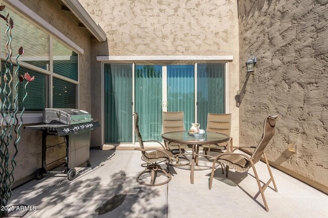 Building Photo - 1914 N 140th Ave