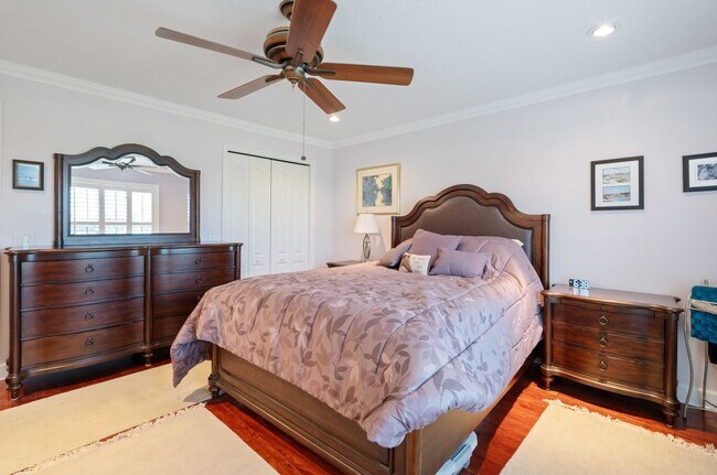 Building Photo - Country living close to everything - 3 bed, 3.5 bath, on an acre