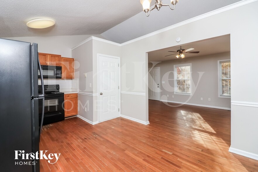 Building Photo - 57 Ledbetter Pl