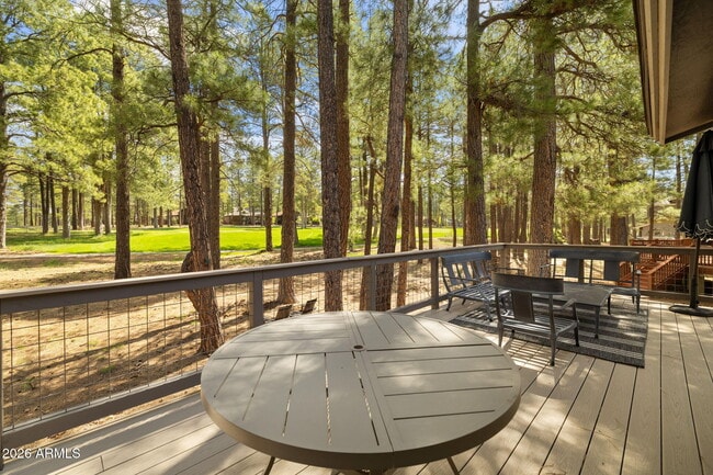 Building Photo - 2145 William Palmer