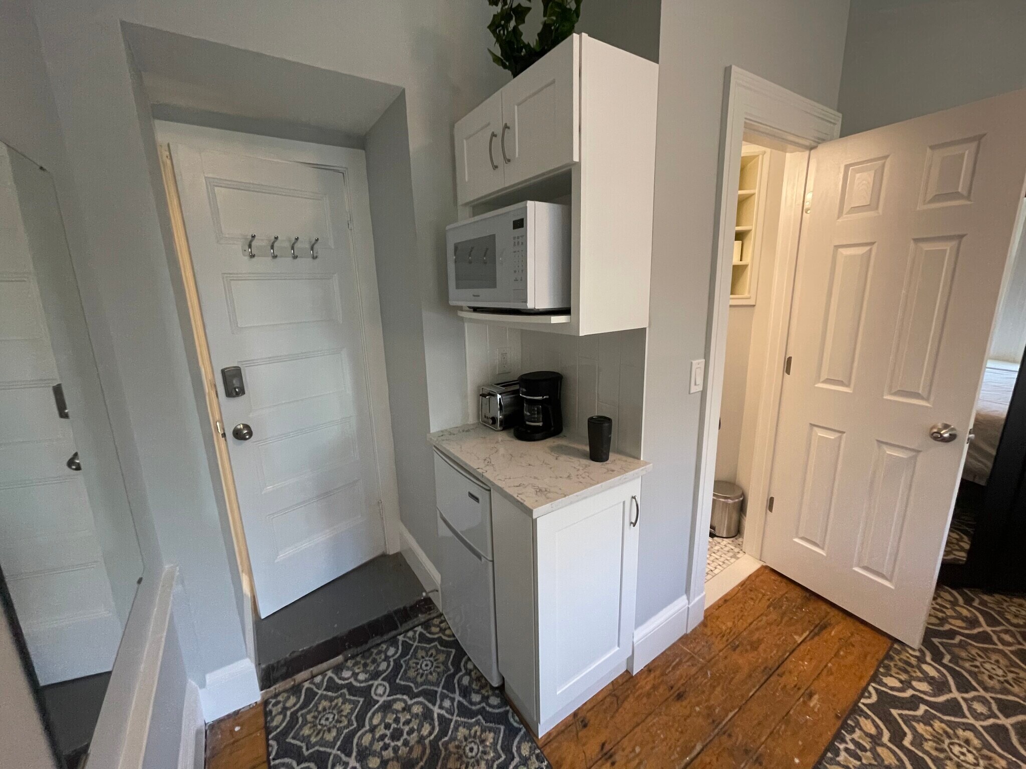 Building Photo - 50 Irving St