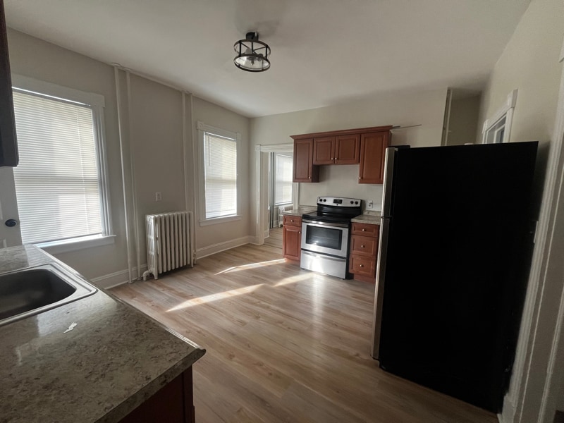 Building Photo - 989-991 Capitol Ave