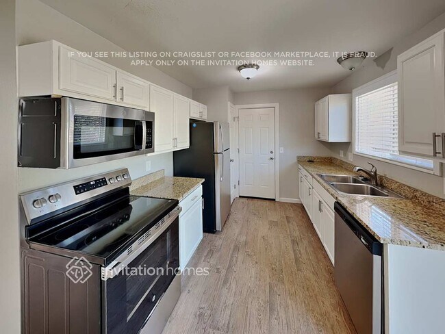 Building Photo - 5305 E 108th Pl