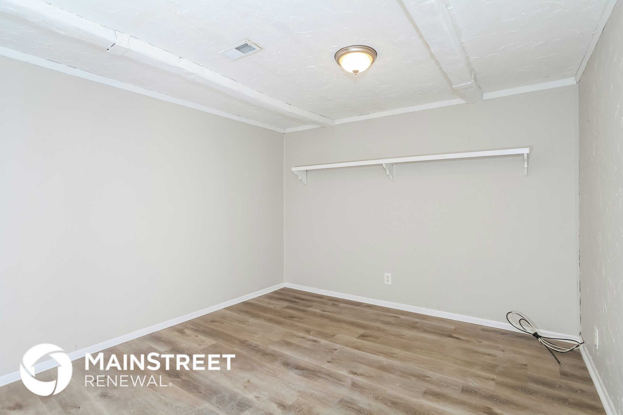 Building Photo - 2020 Turner Dr