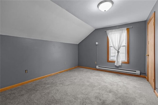 Building Photo - 84 Spring St