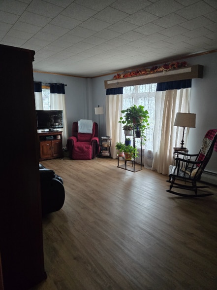 Primary Photo - 17 Canal St