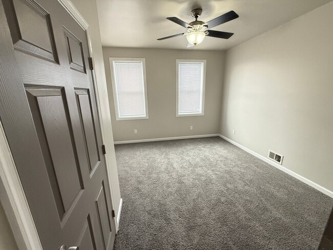 Building Photo - Stunning 3BR / 2BA Rowhome Blending Historic Charm & Modern Living