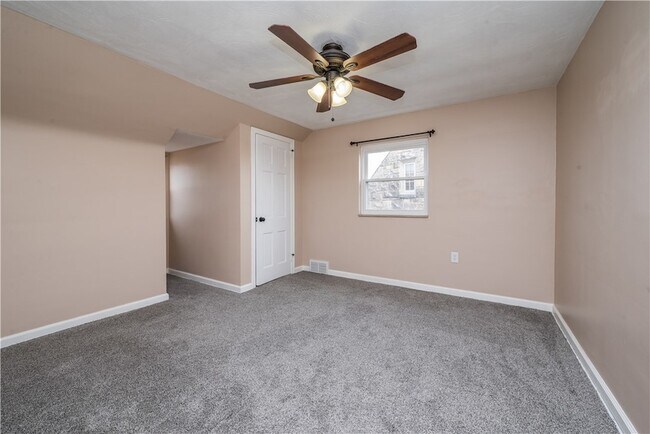 Building Photo - 651 Royce Ave